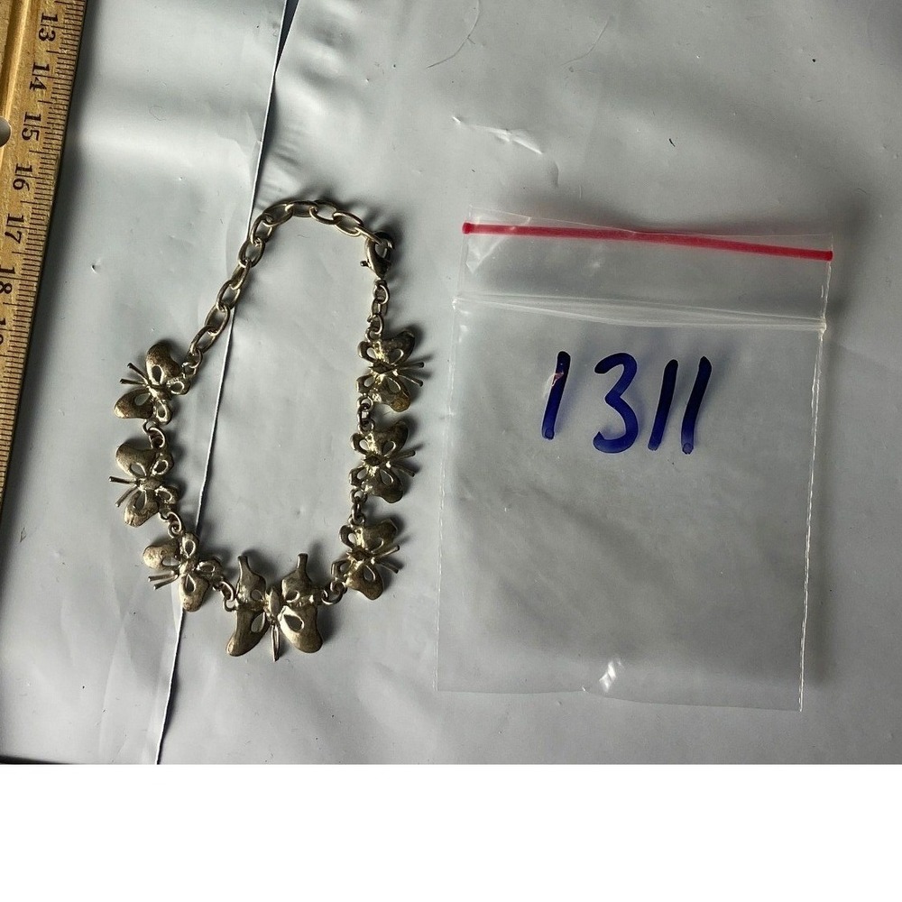 Gold Tone Bow Charm Bracelet